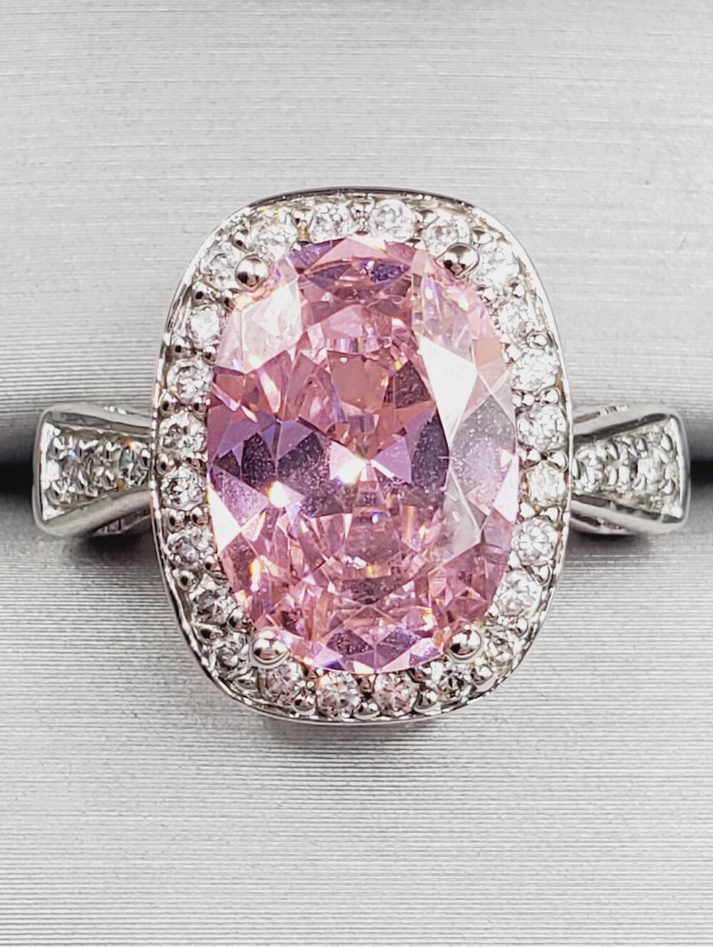Elegant Pink Halo Statement Silver Tone Ring - Women Jewelry
